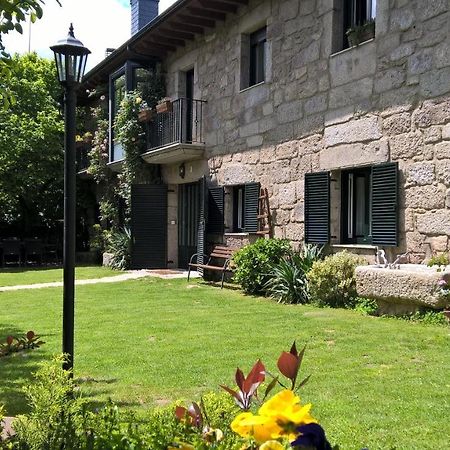 Conjunto Entre Acebos Guest House Sotillo de Sanabria Exterior photo