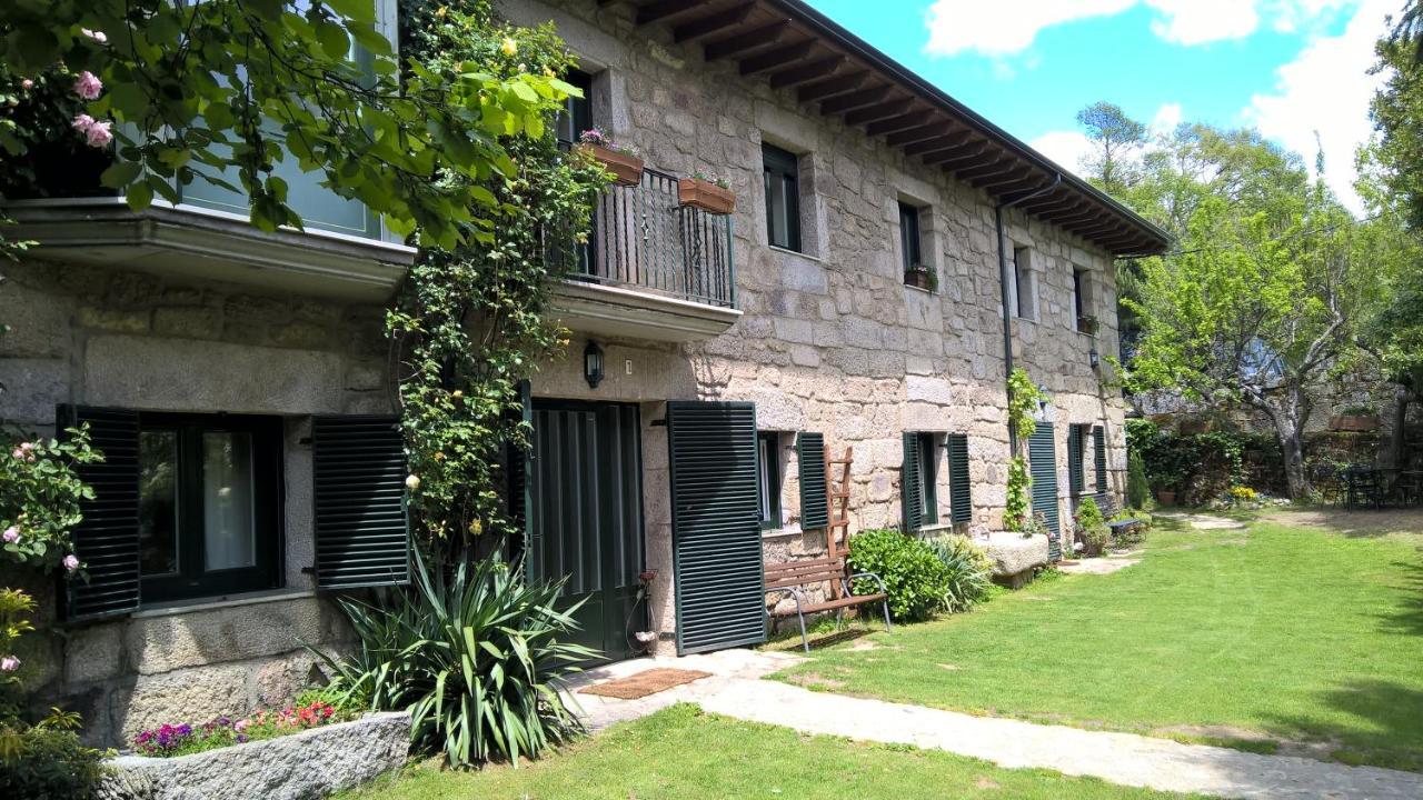 Conjunto Entre Acebos Guest House Sotillo de Sanabria Exterior photo