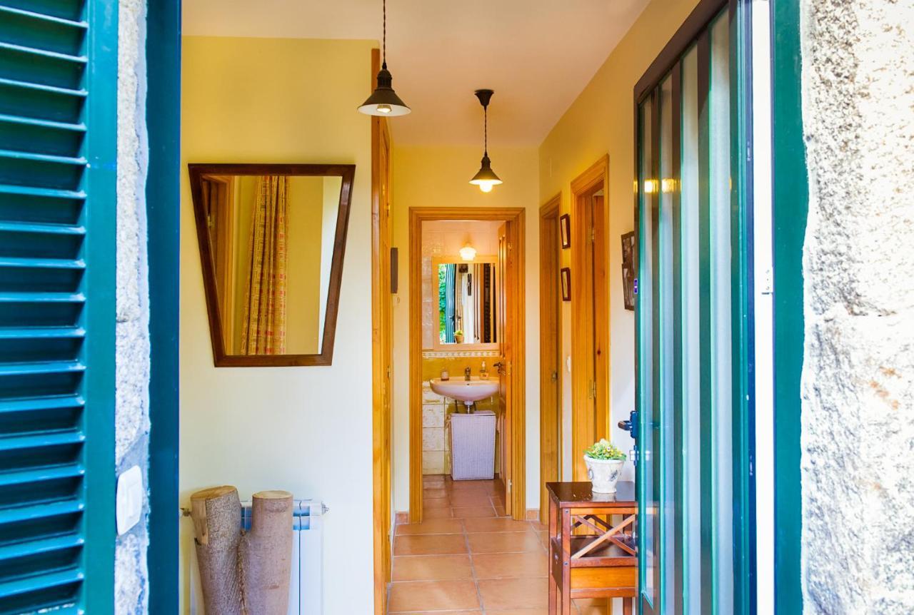 Conjunto Entre Acebos Guest House Sotillo de Sanabria Exterior photo