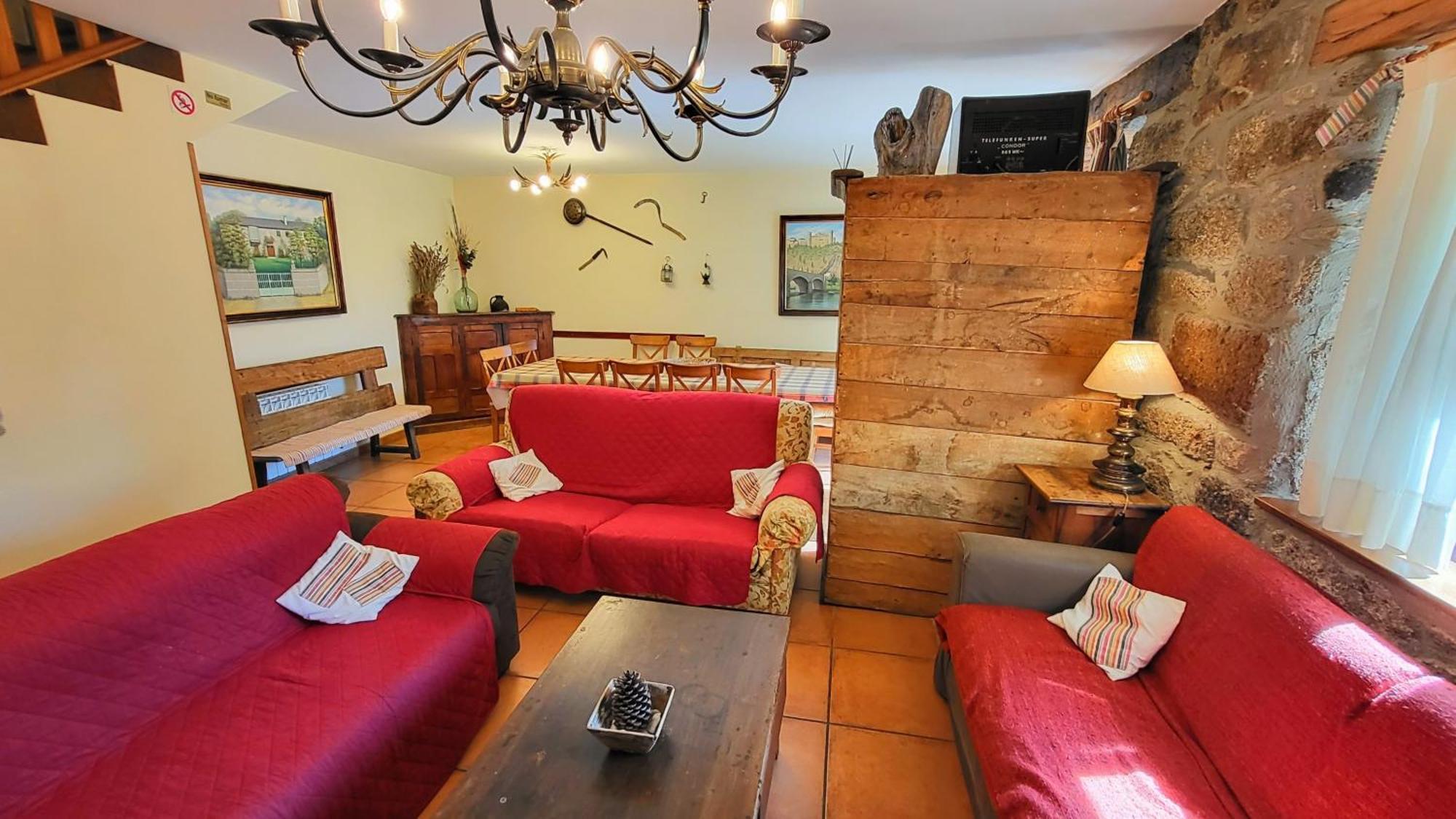 Conjunto Entre Acebos Guest House Sotillo de Sanabria Exterior photo